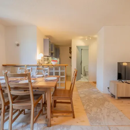 Lyret 1 - Happy * Chamonix Mont Blanc