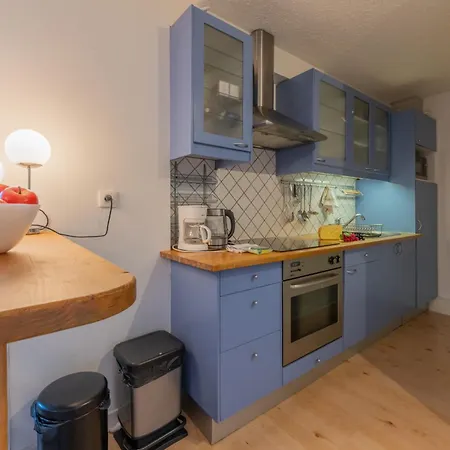 Apt Lyret1 Central Chamonix 4-Min Walk To Aiguille Du Midi - Happy Rentals